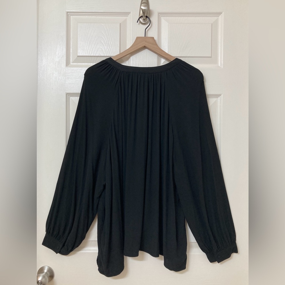 Old Navy Women’s Black Drapey Button Down Shirt Size 3X Preppy Career Minimalist - Picture 5 of 9